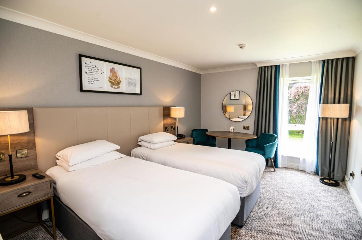 Eastwood Hall - Housity