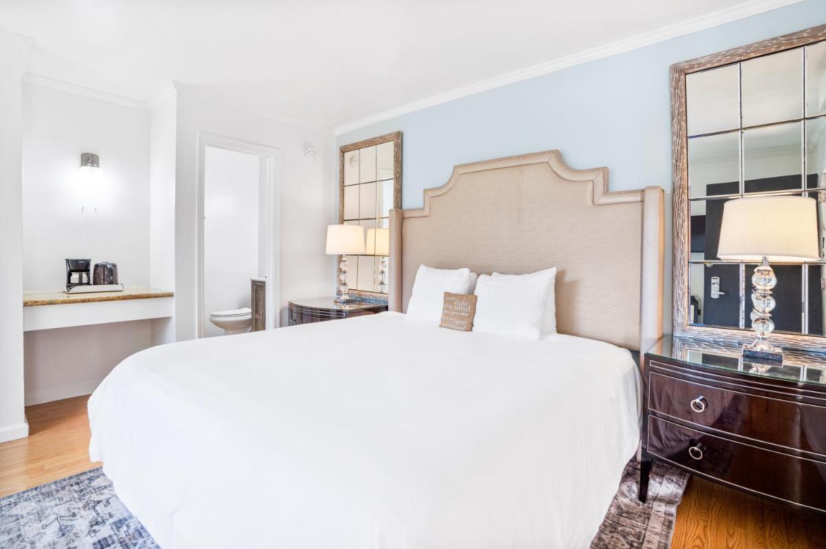 Pacific Crest Hotel Santa Barbara - Housity