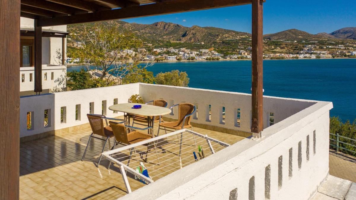 Akrotiri Apartments - Housity