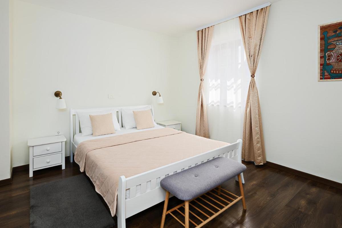 Green lakes house 2 - Housity