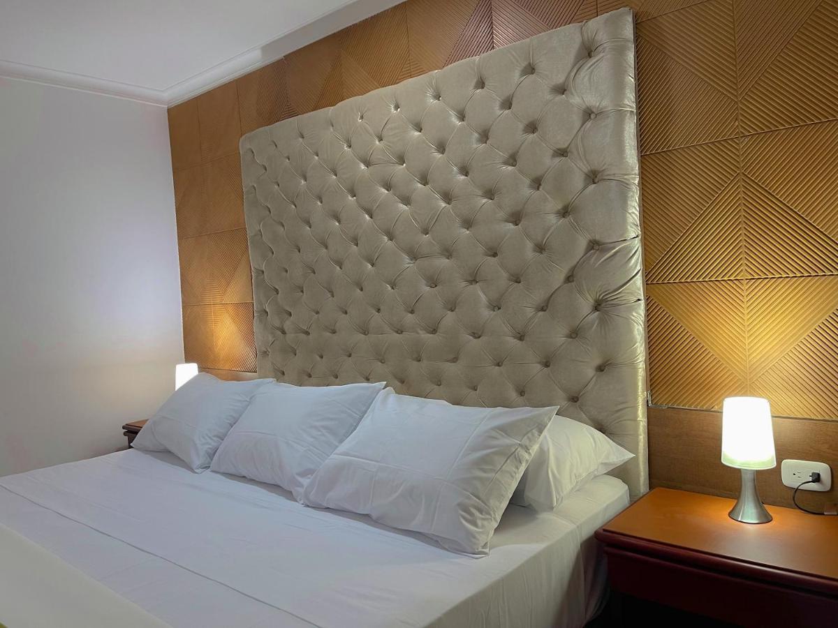 Hotel Prado 72 INN - Housity