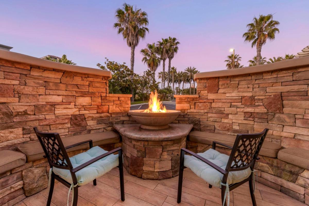 Best Western Plus Oceanside Palms - Housity