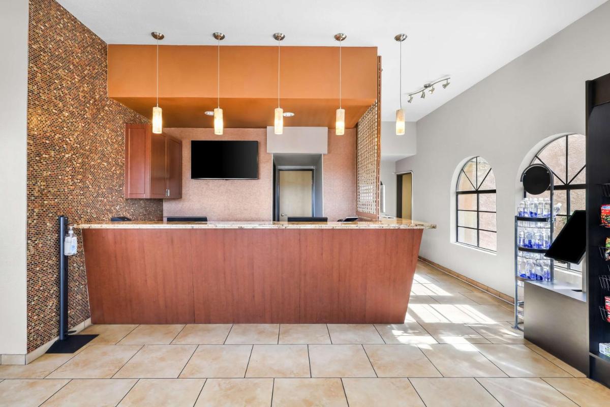 Sure Stay Plus by Best Western Twentynine Palms Joshua Tree - Housity