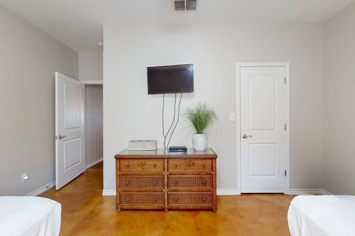 Palm Bay Condos - Housity