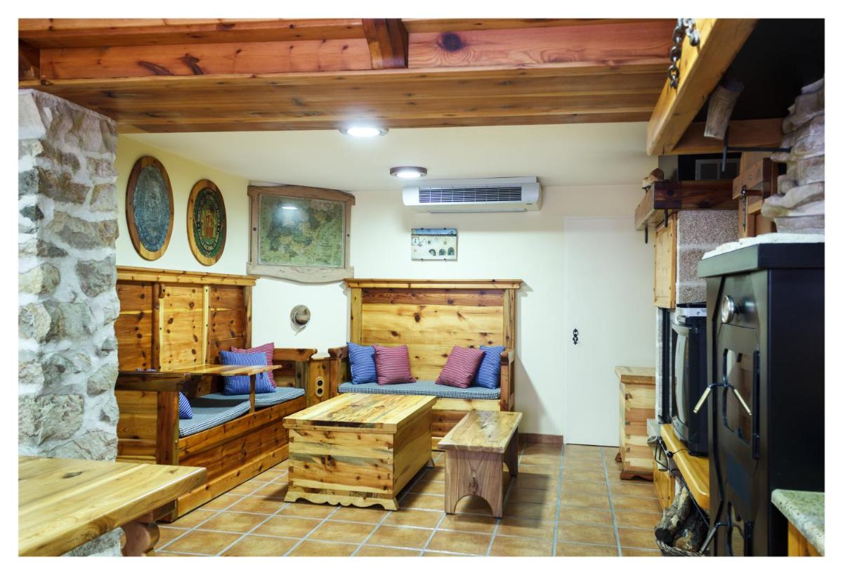 El Casal de Nicolás - Housity