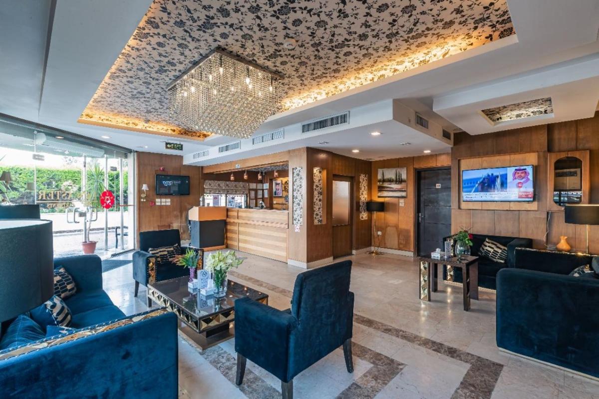 Lancaster Hotel Apartments-Gardens - Housity