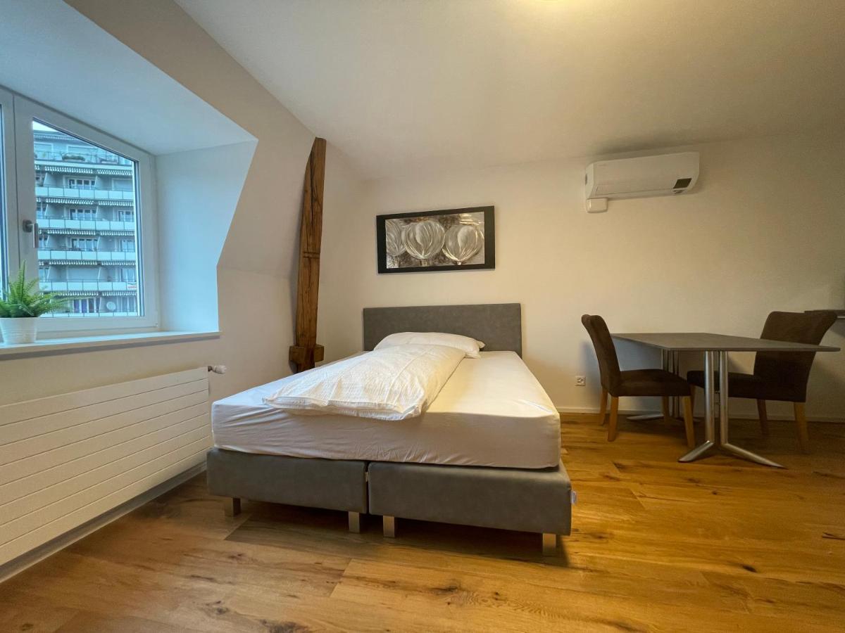 SCHNYDER'S HOME Studio_2 - Housity