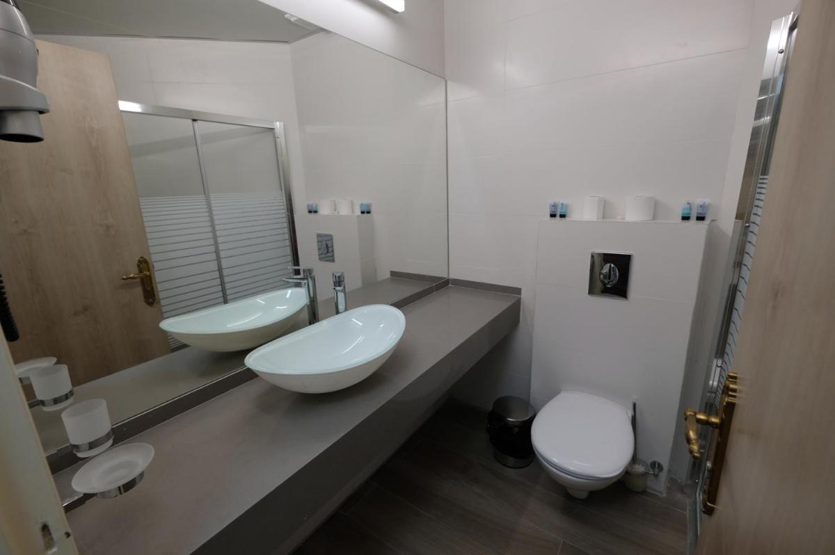 Suitetrails - St. George’s Cathedral Pilgrim Guesthouse – Jerusalem