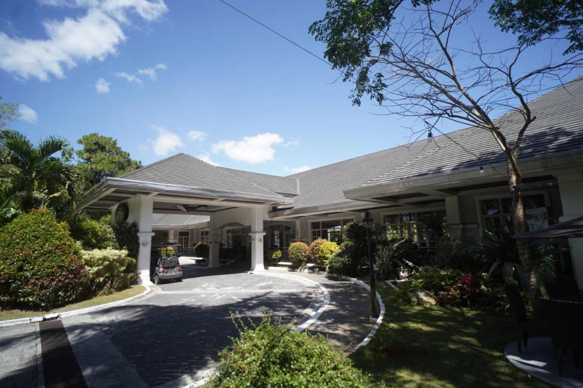 Forest Crest Nature Hotel and Resort Powered by ASTON - Housity
