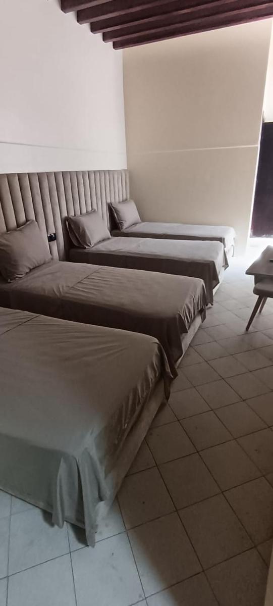 Hotel de Paris - Housity