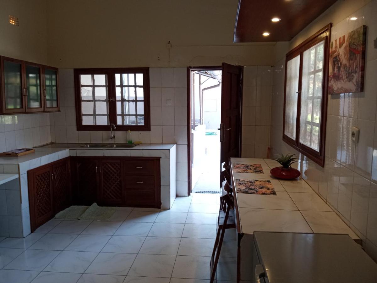 Sparkle Guest House - Self-Catering, Pool, Garden - Housity