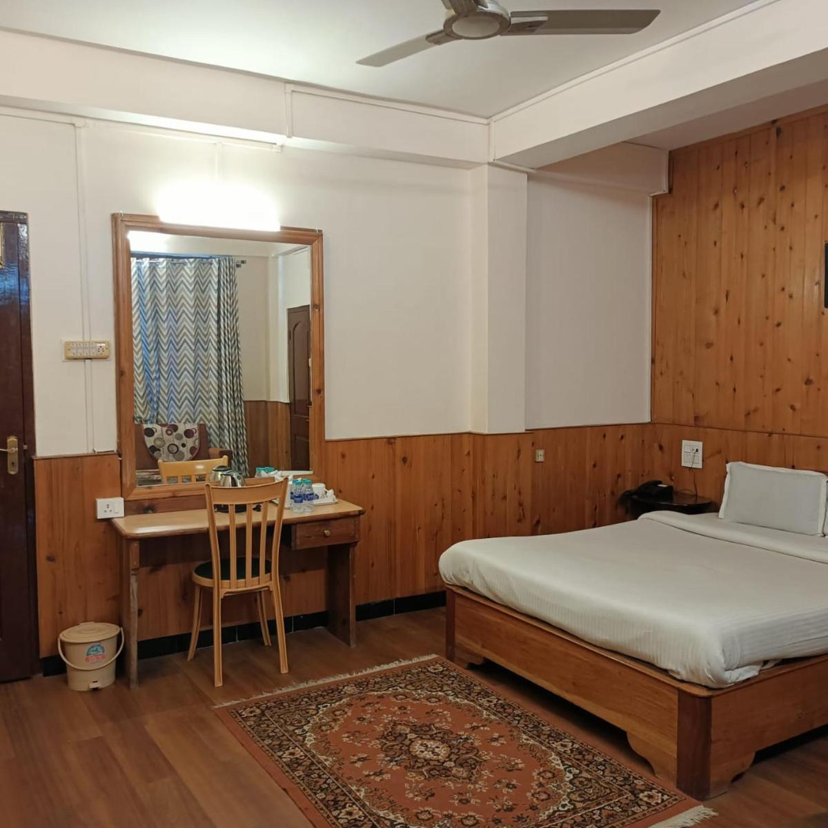 Kalimpong, Garden Reach Hotel - Hizvo
