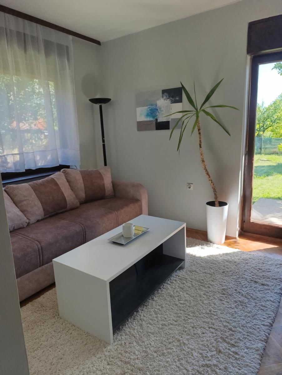 Harmonia guesthouse - Hizvo