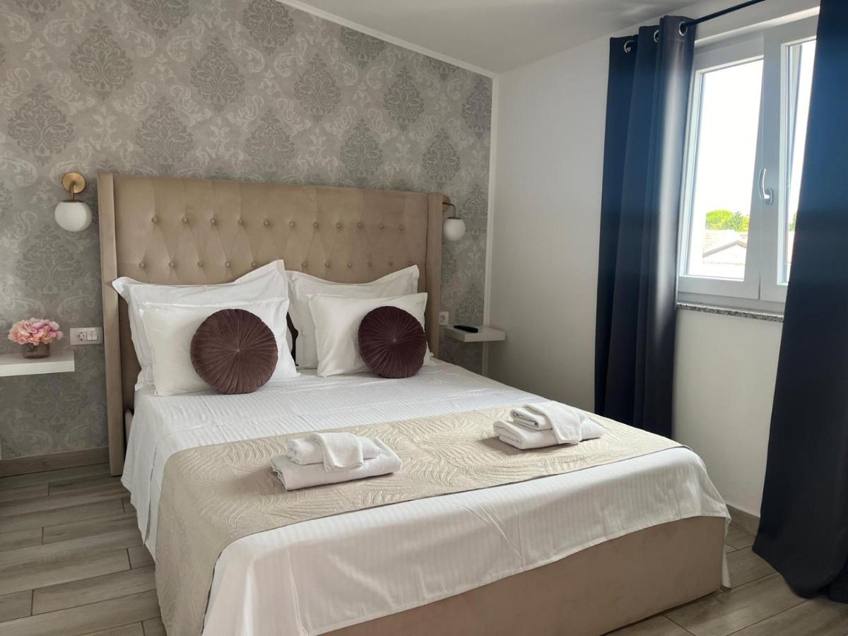 B&B Bloom Apartments - Housity