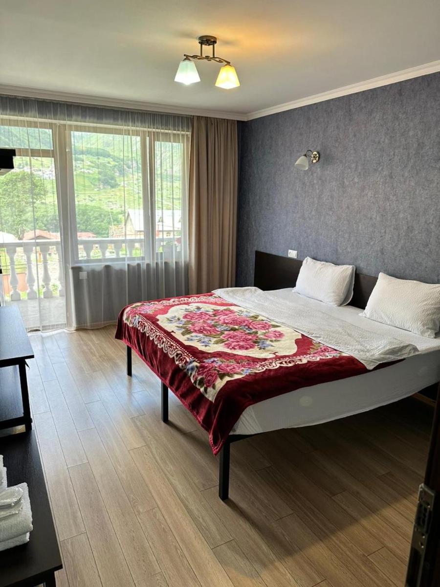 Roza Guesthouse - Housity
