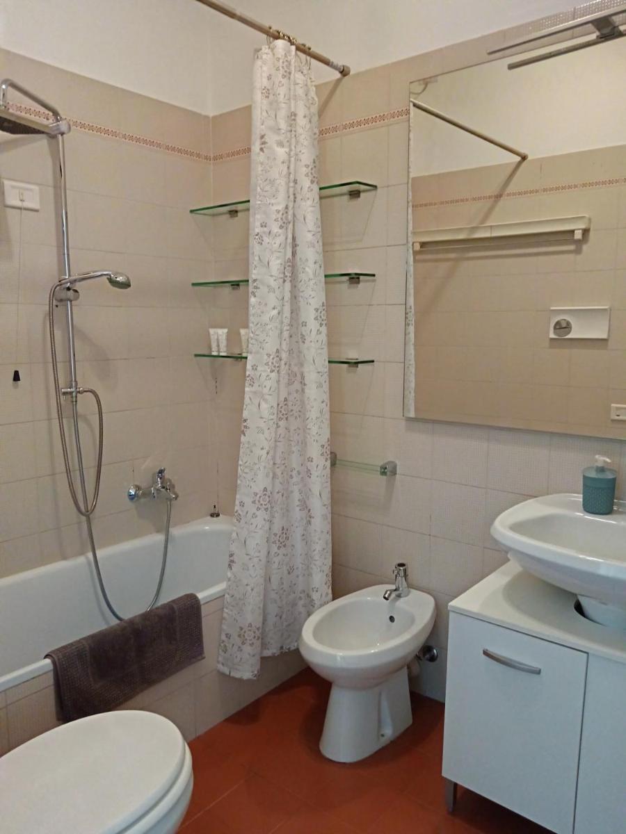 Lungolago Malgrate - Housity