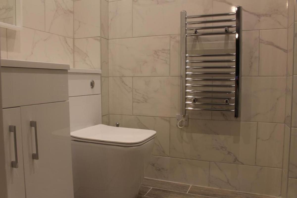 High-End Central Luton Studio - Ideal for Airport! - Hizvo