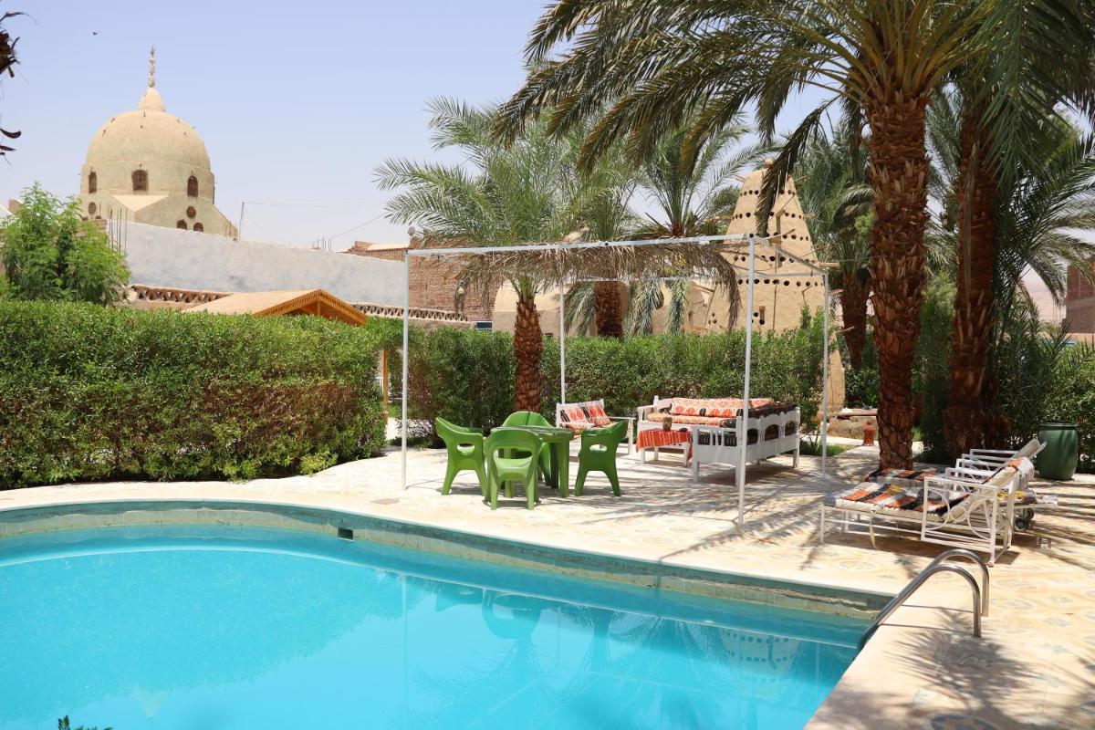 Sekhmet Retreat Centre - Housity