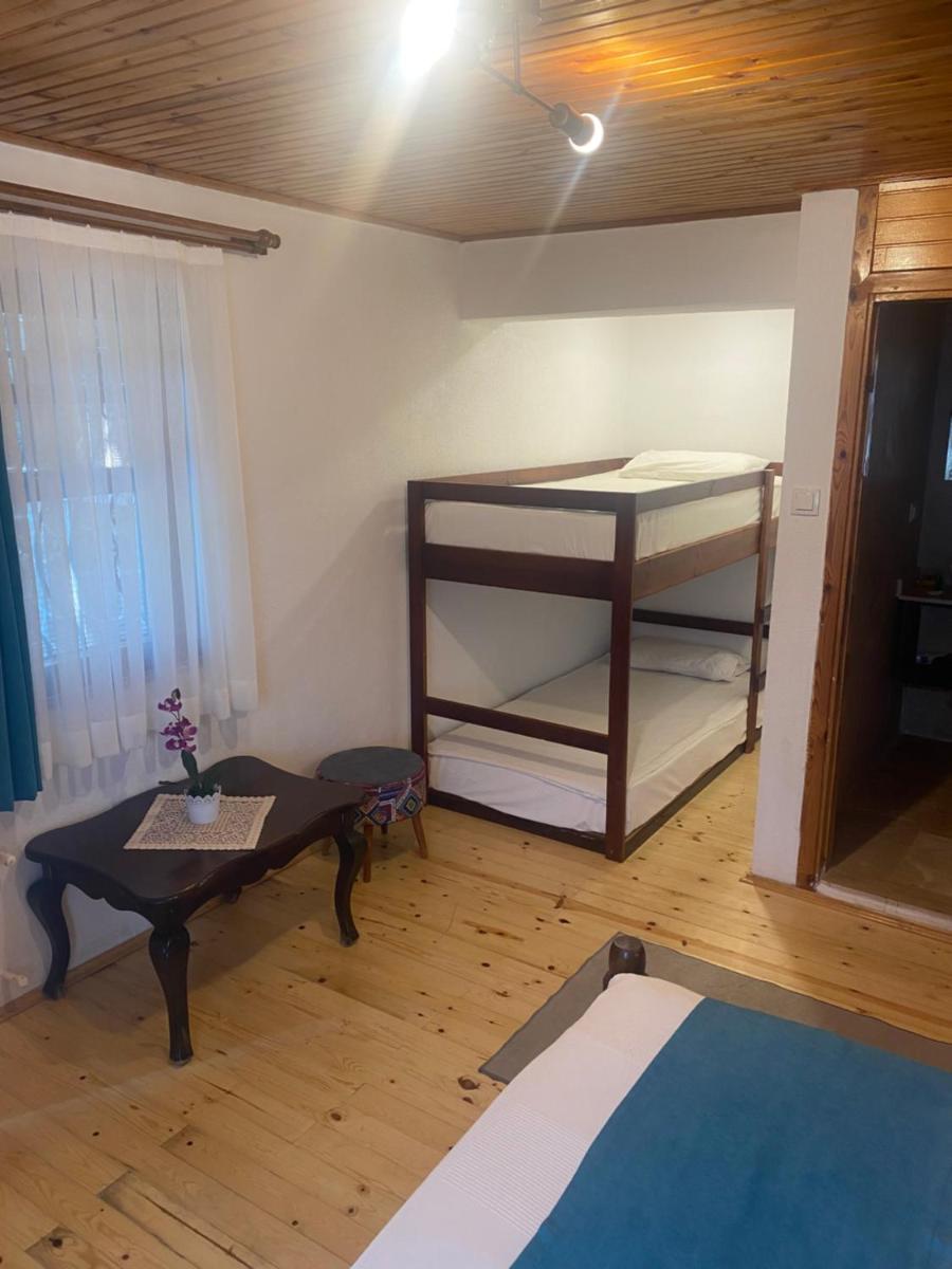 Selanik Pansiyon - Housity