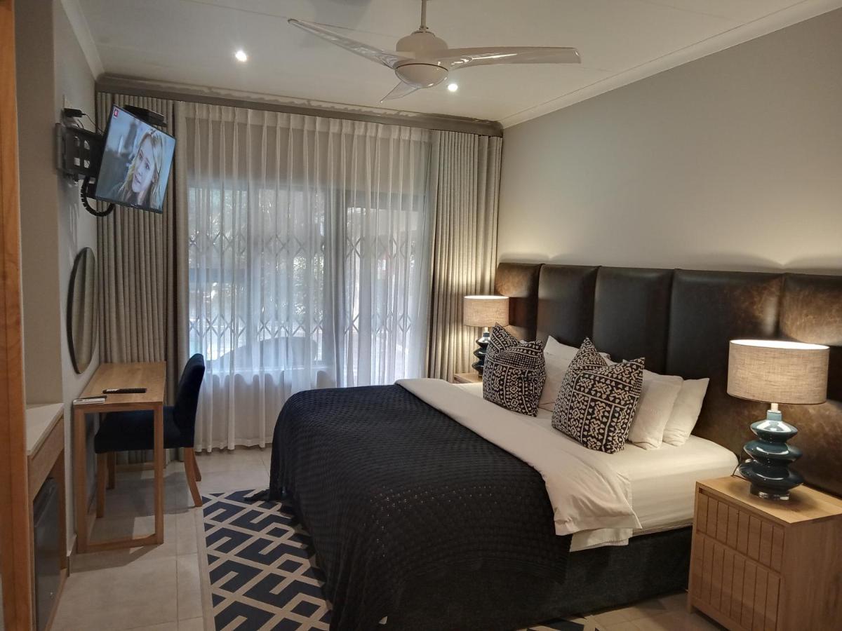 Tropical Beach Boutique Guesthouse - Housity