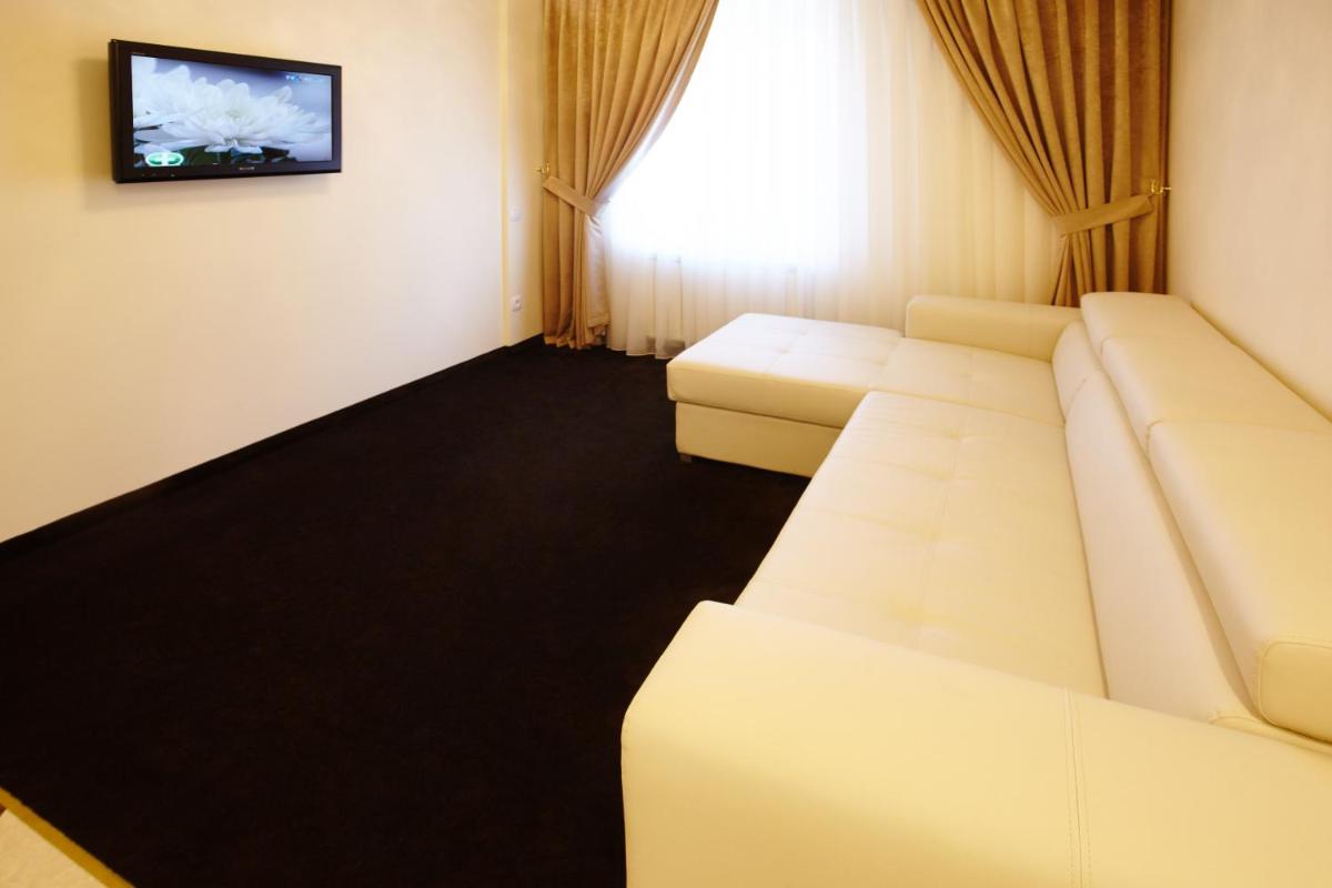 Central Park Apartments - Housity