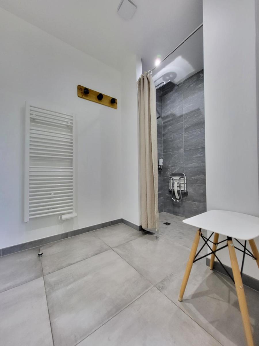 Salle de bains dans l'établissement Artemisia Boutique Hotel