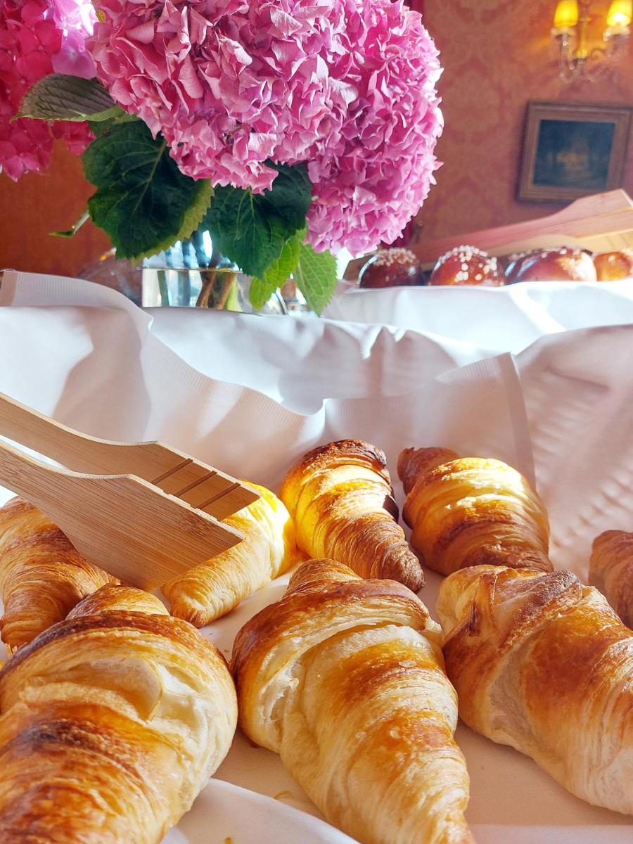 Nourriture dans l'hôtel ou à proximité Nourriture dans l'hôtel ou à proximité