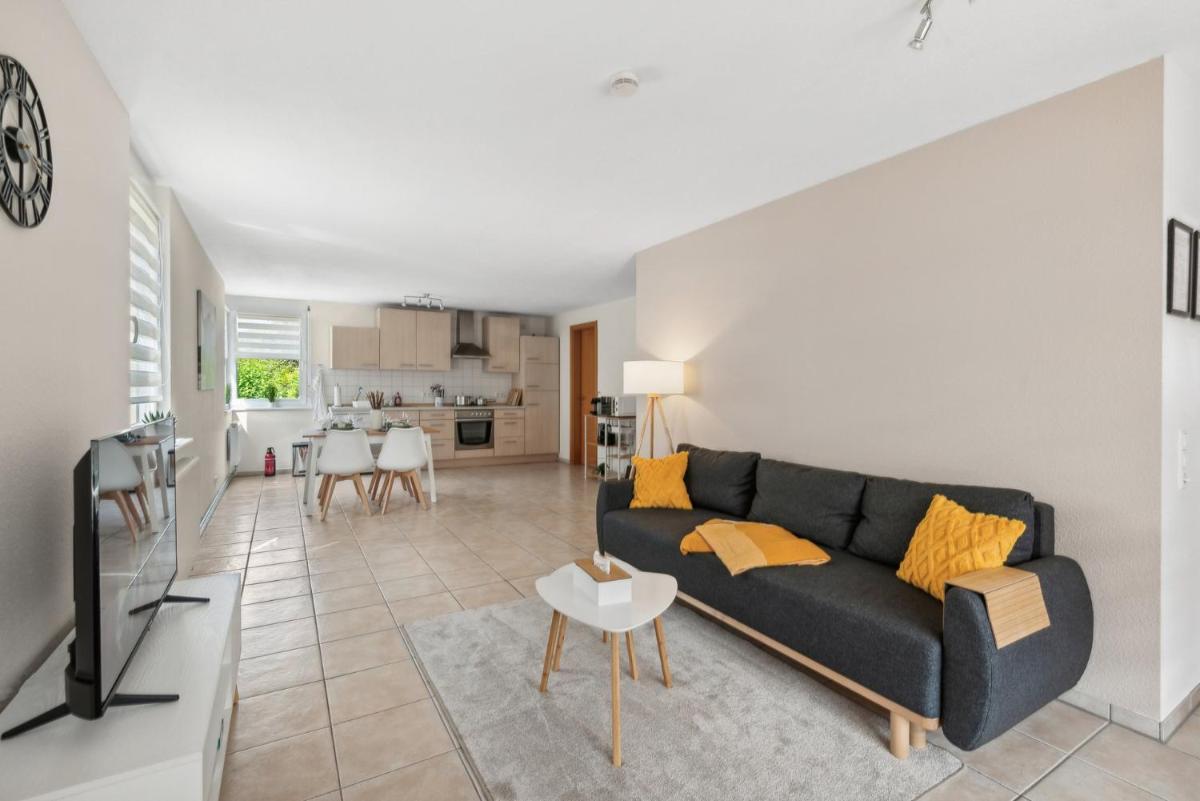 Komfortwohnung nahe Basel mit Parkplatz - Housity