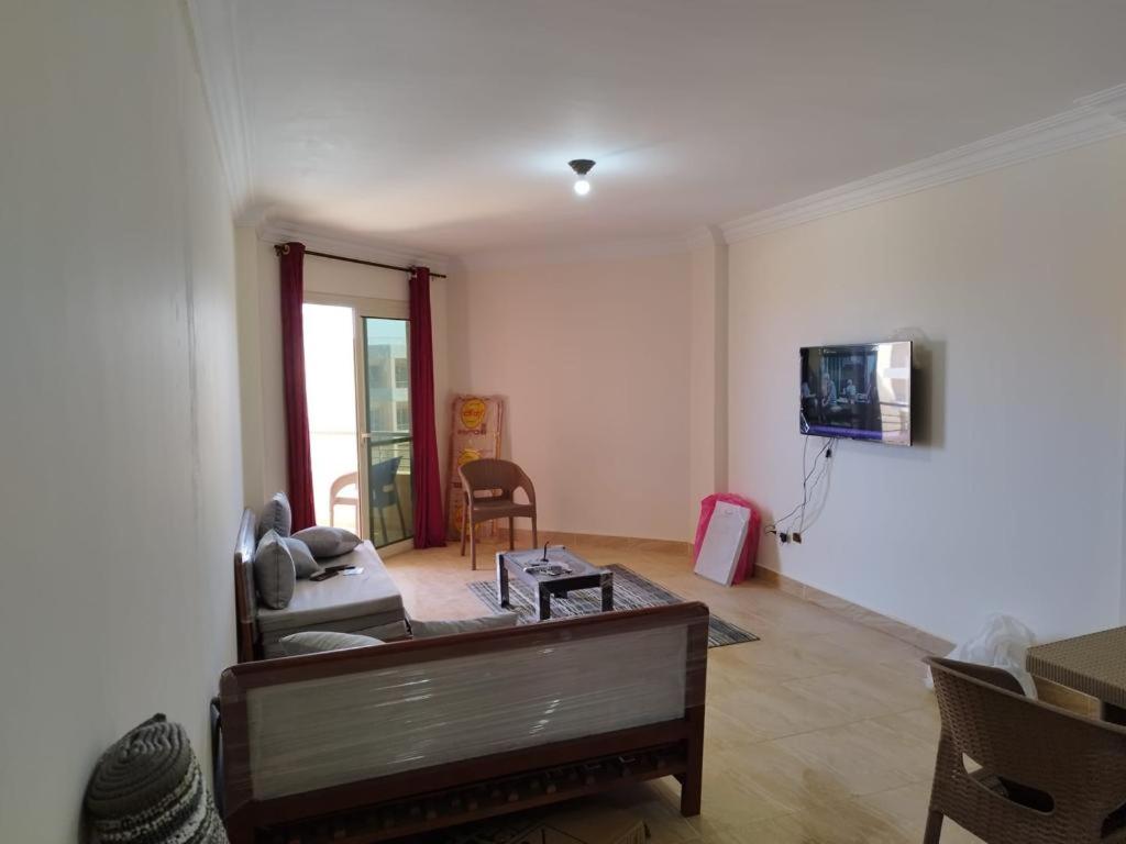 La Jolie Marina Ain Soukhna, Families only - Housity