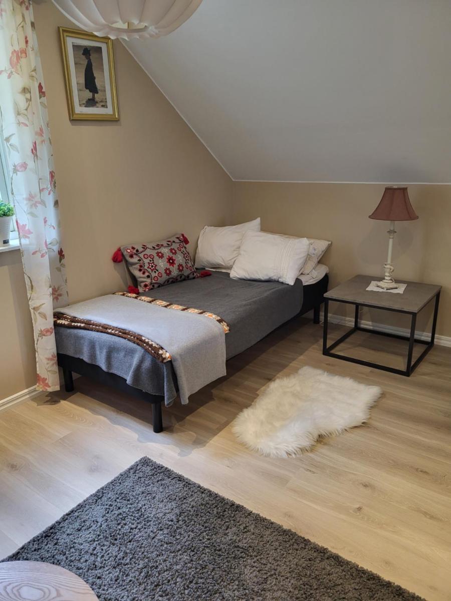 Landet - Housity