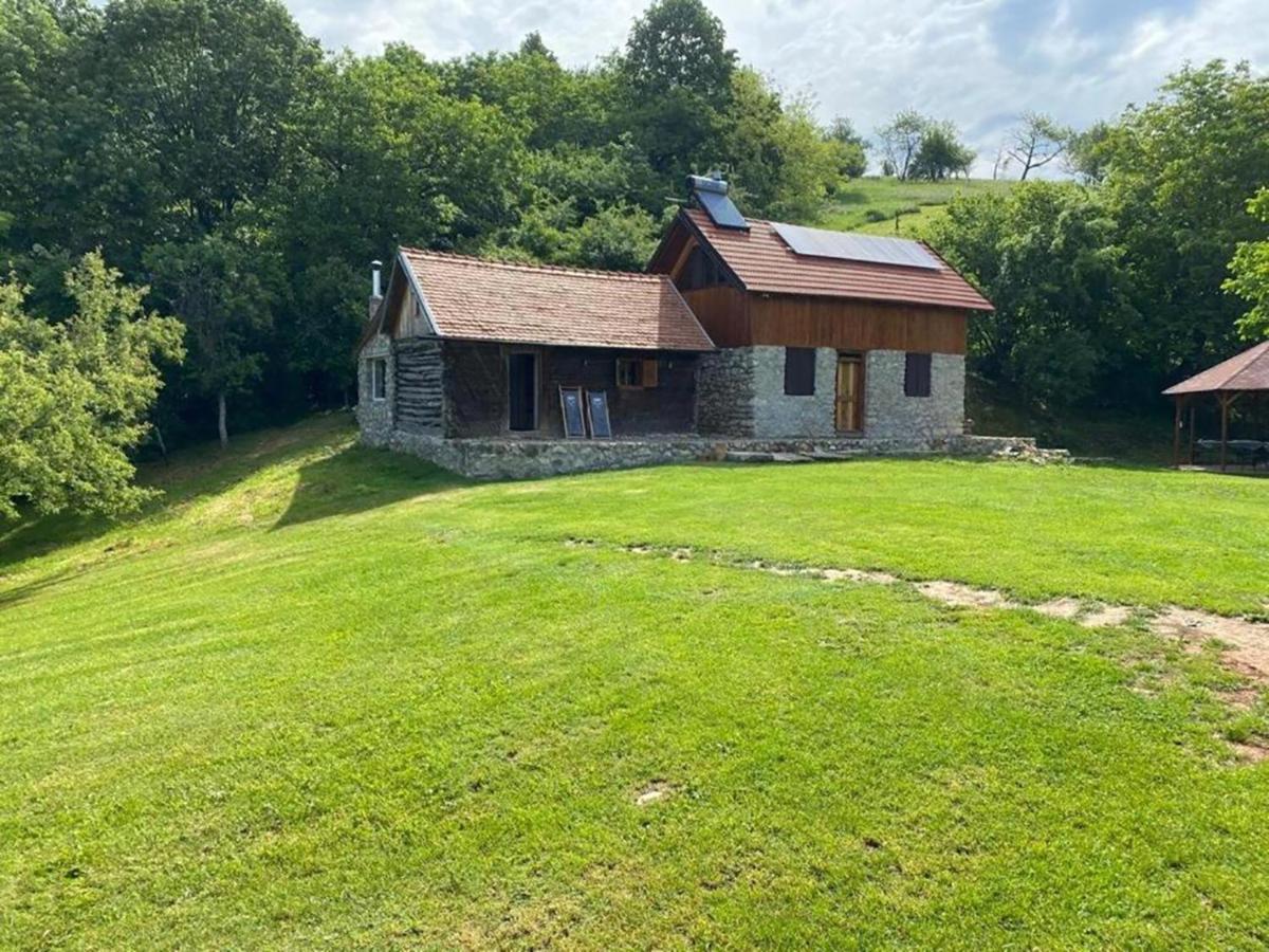 Salaš u Bregu in Cheile Carasului - Housity