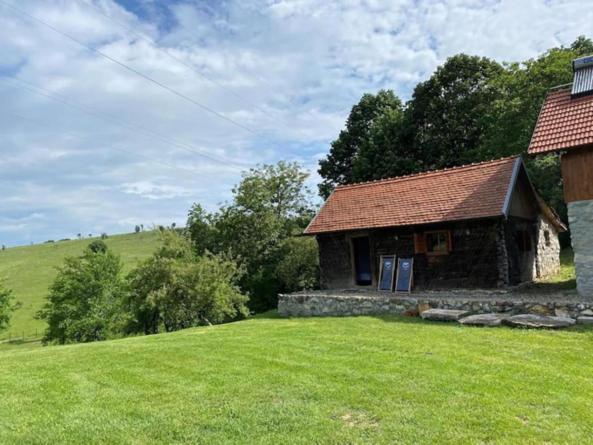 Salaš u Bregu in Cheile Carasului - Housity