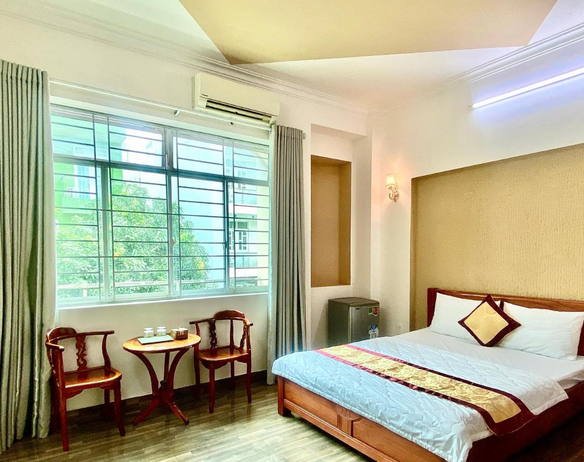Đức Phúc Hotel - Housity