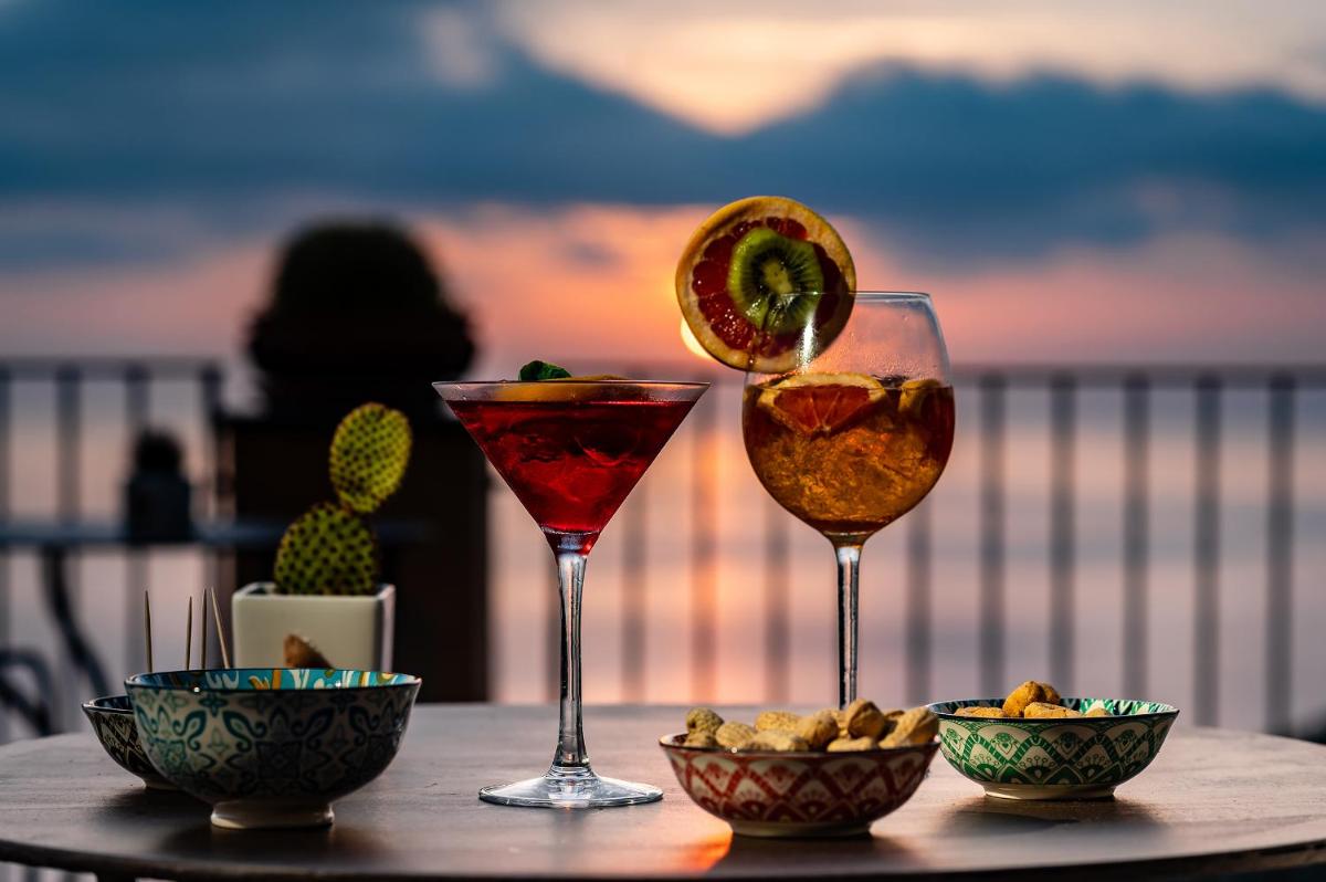 Marulivo Hotel - Housity