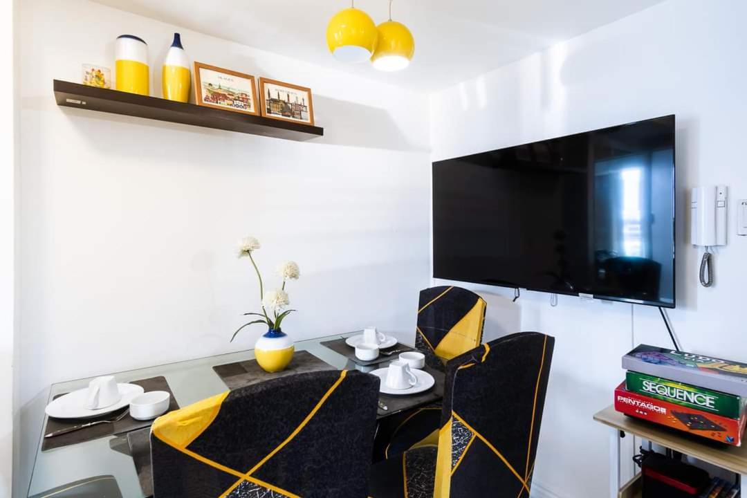 Azure Urban Resort by 4j's - Housity
