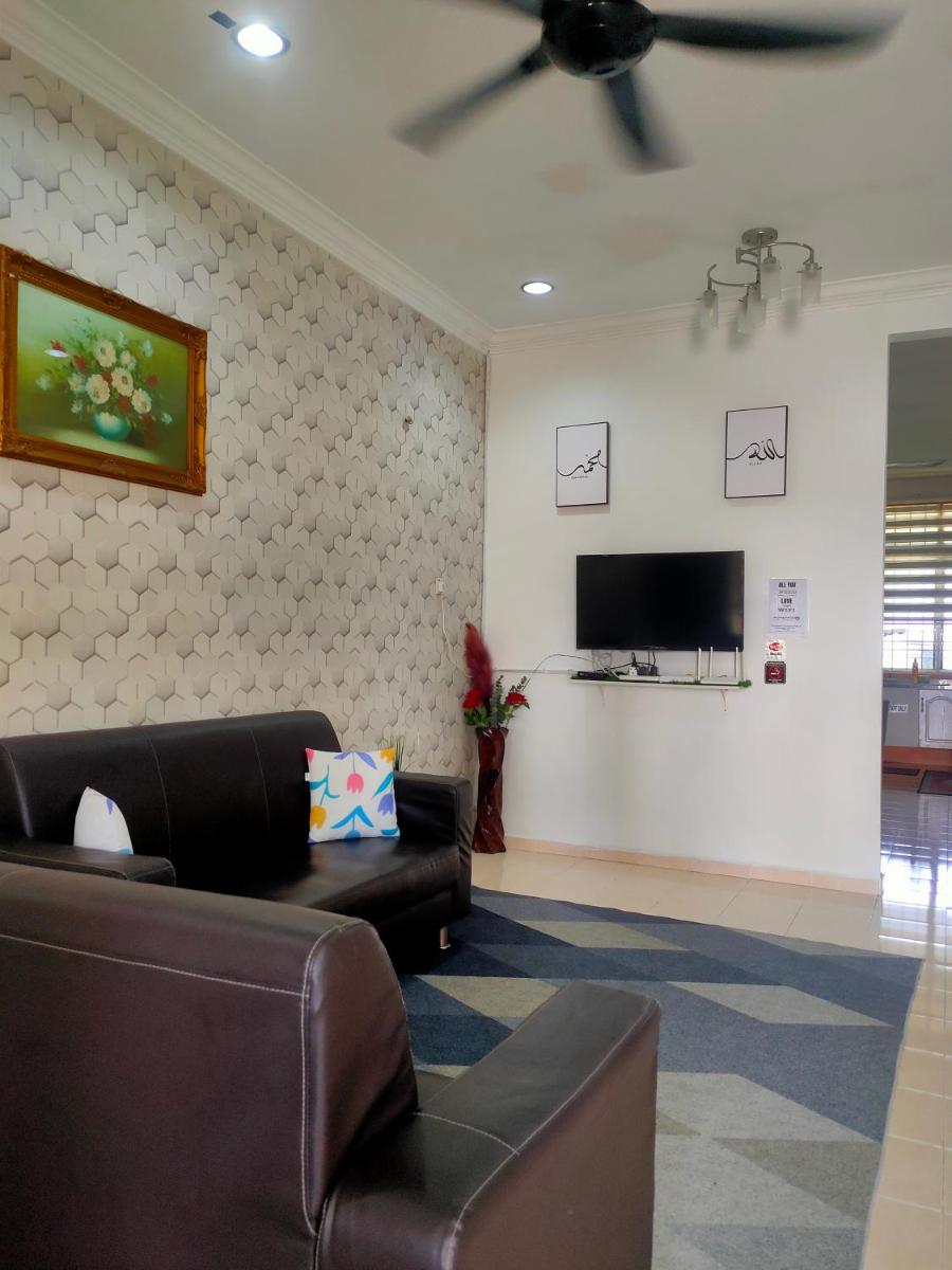 Homestay Anjung Malinja Private Pool Kedah - Housity