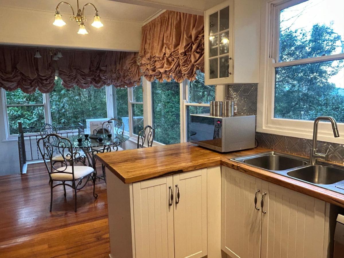 The Sister Cottage - Housity
