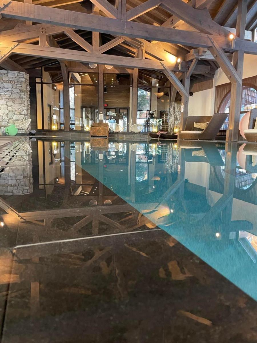 Piscine de l'établissement Hotel Tsanteleina ou située à proximité