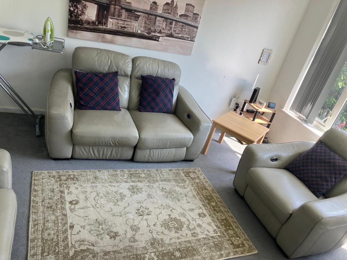 Cozy Corner - Housity