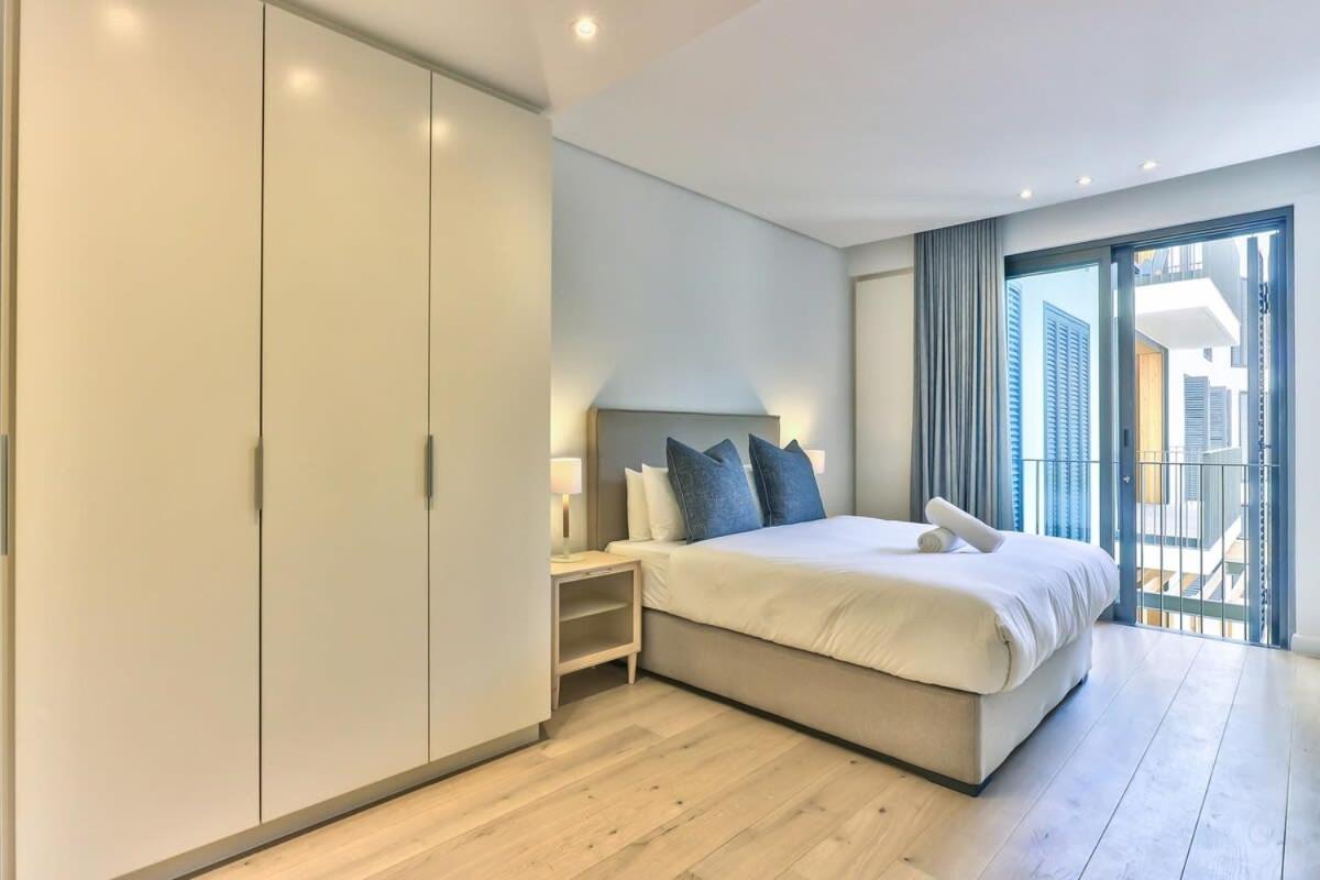 Secure, fast wifi, central, couples dream vacay! - Housity