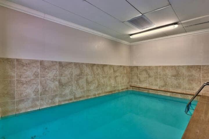 Stylish Apartment With Atlantic Ocean Views! - Housity