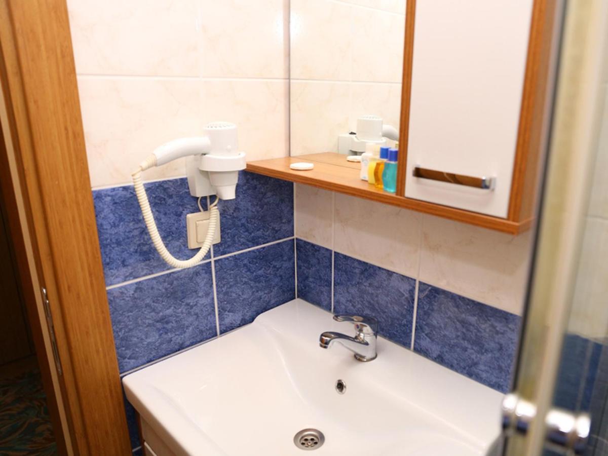 Helenapolis OTEL - Housity