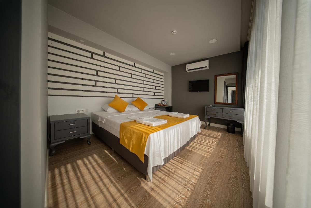 NEKO HOTEL - Housity