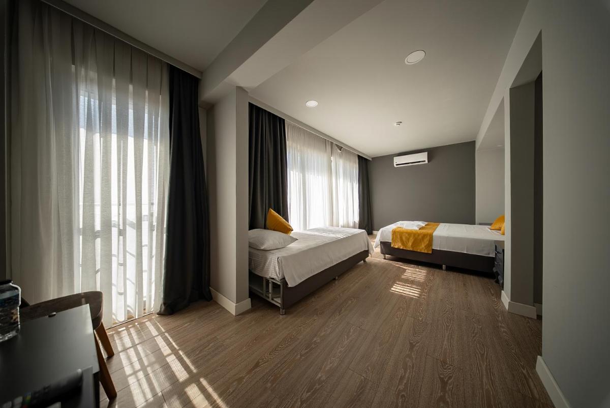 NEKO HOTEL - Housity