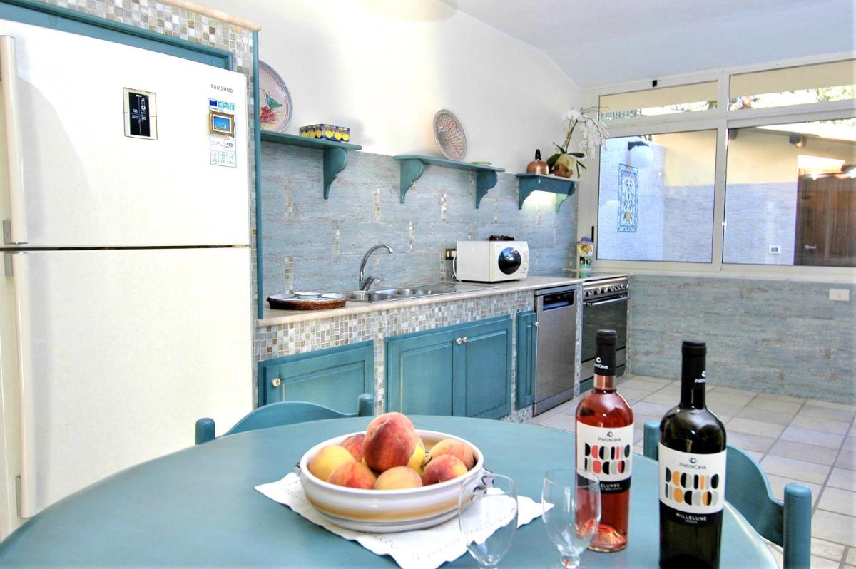 Villa Mirea - Housity