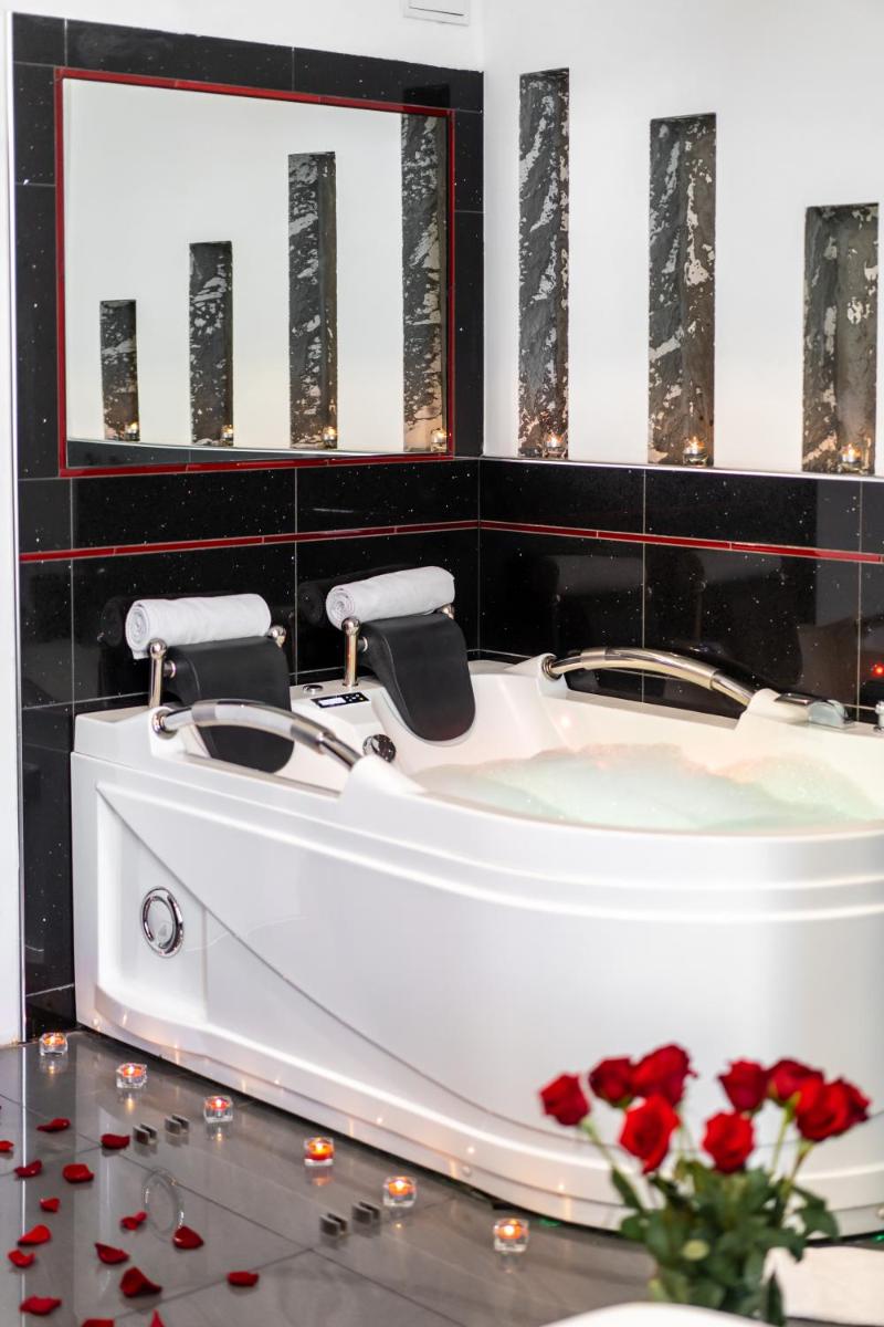 Komorowski Luxury Guest Rooms - Housity