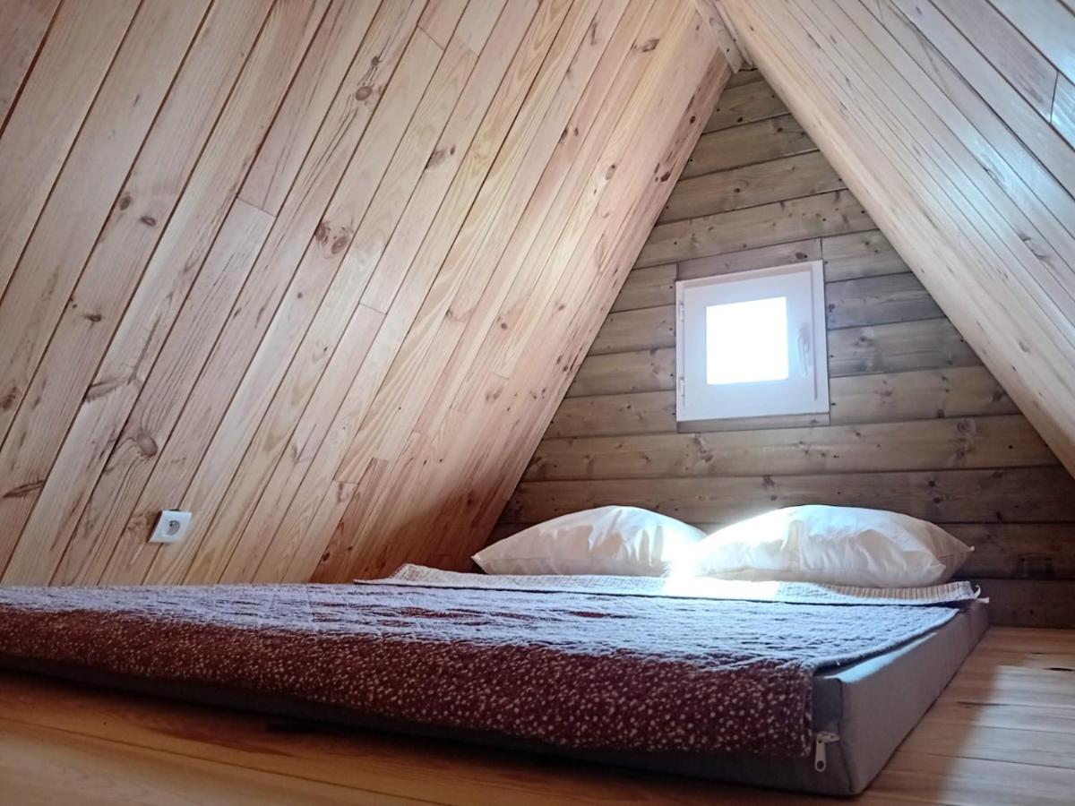 Le Chalet dans les Près - Housity