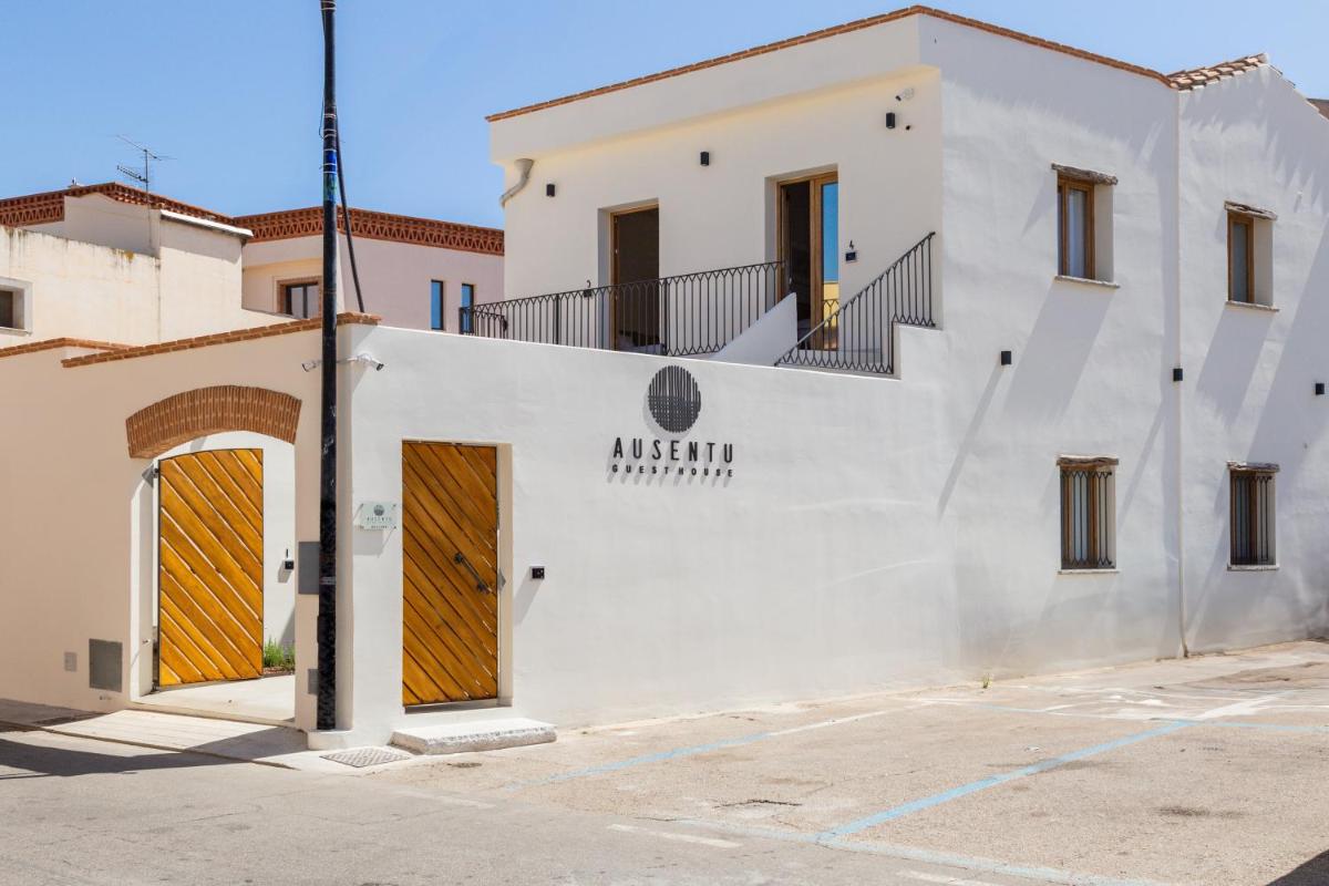 Ausèntu Guest House - Housity