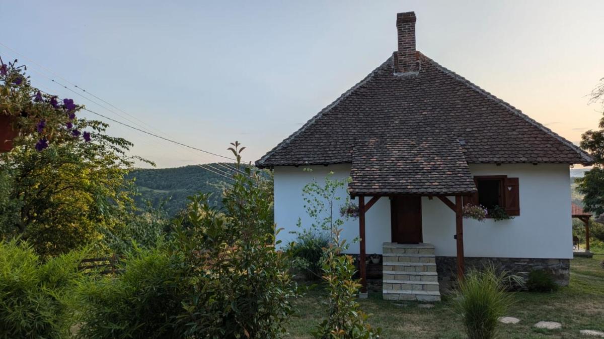 Rudnički Eko Breg - Housity