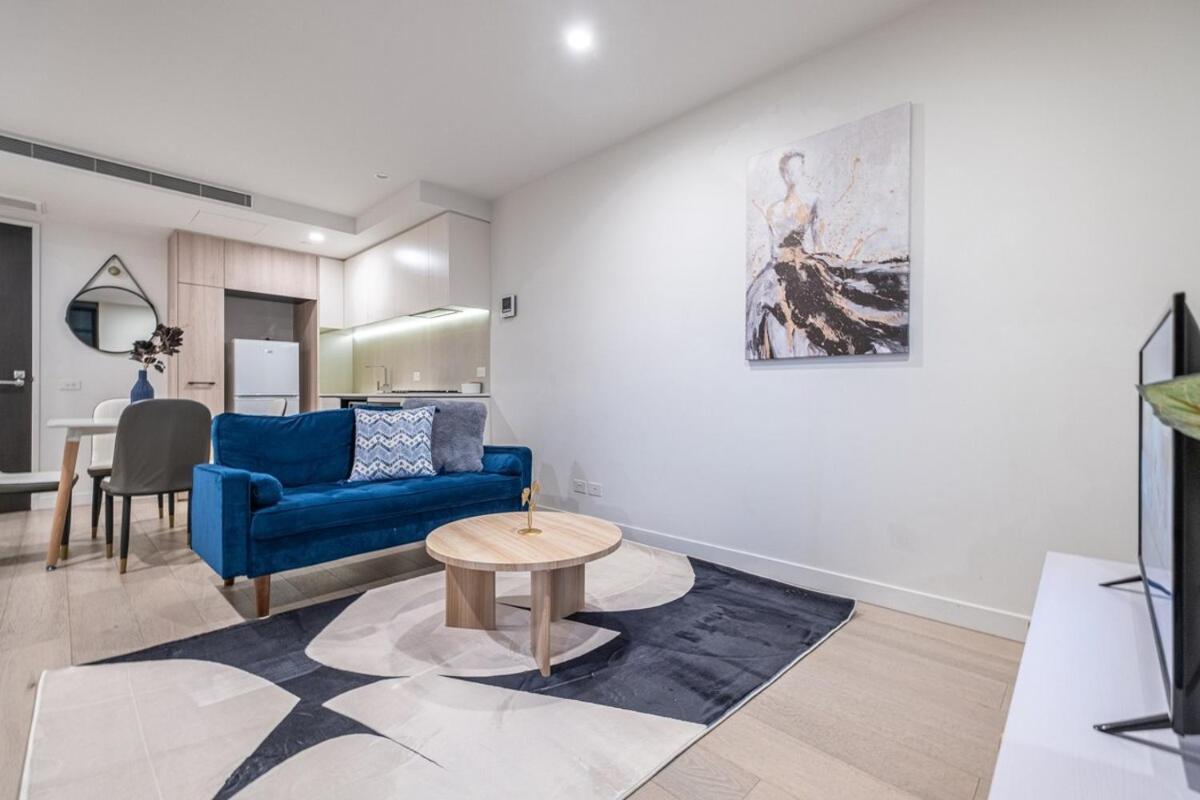 Brightly Place 1br1ba In Southyarra Wifi Balcony - Housity